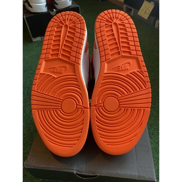 Air Jordan 1 Mid SE Satin Electro Orange Black White Mens Size 8 DM3531-800 Vnds main image 6